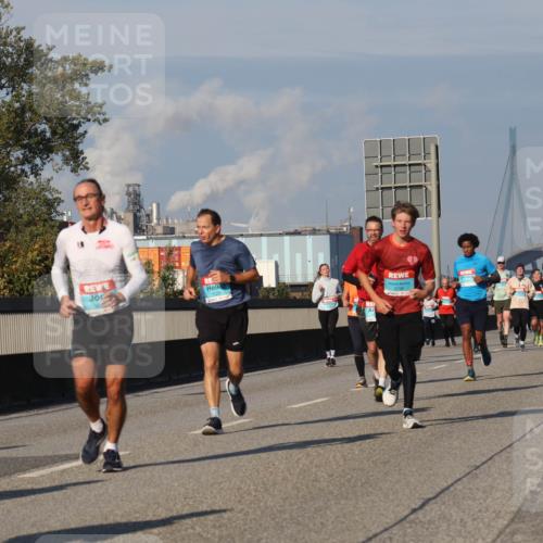 03.10.2025 - Köhlbrandbrückenlauf Luisa Fischer http://msf.ph/oto/9012143 03.10.2025 10:54:59 Position 3  meine-sportfotos.de