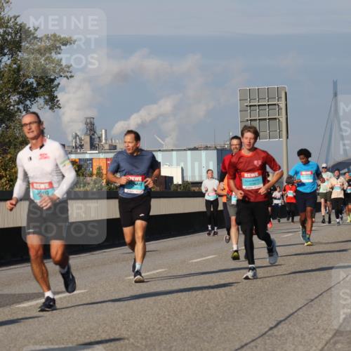 03.10.2025 - Köhlbrandbrückenlauf Luisa Fischer http://msf.ph/oto/9012146 03.10.2025 10:55:00 Position 3  meine-sportfotos.de