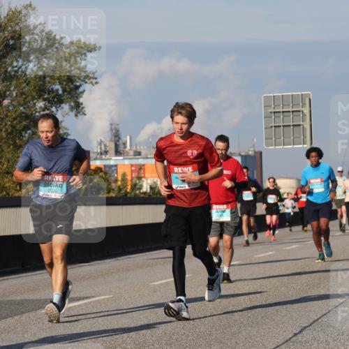 03.10.2025 - Köhlbrandbrückenlauf Luisa Fischer http://msf.ph/oto/9012166 03.10.2025 10:55:02 Position 3 2026, 1375 meine-sportfotos.de