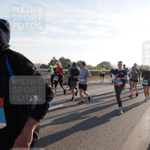 03.10.2025 - Köhlbrandbrückenlauf Fabian Wolf http://msf.ph/oto/9012189 03.10.2025 09:22:58 Position 3 16 meine-sportfotos.de