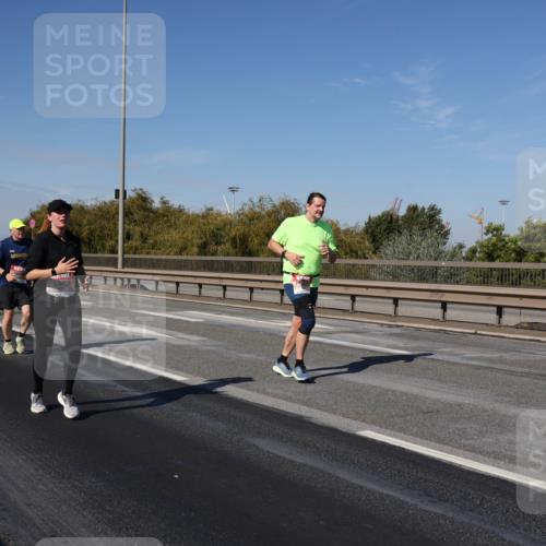 03.10.2025 - Köhlbrandbrückenlauf Julia Fischer http://msf.ph/oto/9012194 03.10.2025 13:02:08 Position 3  meine-sportfotos.de