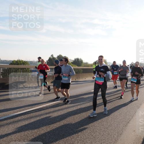 03.10.2025 - Köhlbrandbrückenlauf Fabian Wolf http://msf.ph/oto/9012201 03.10.2025 09:22:58 Position 3 3150 meine-sportfotos.de