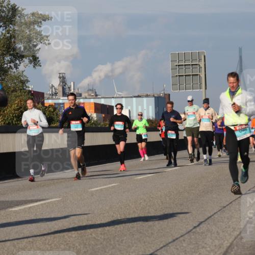 03.10.2025 - Köhlbrandbrückenlauf Luisa Fischer http://msf.ph/oto/9012230 03.10.2025 10:55:07 Position 3 3123 meine-sportfotos.de