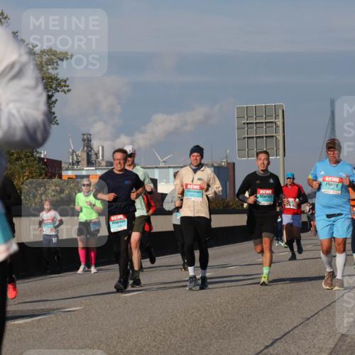 03.10.2025 - Köhlbrandbrückenlauf Luisa Fischer http://msf.ph/oto/9012283 03.10.2025 10:55:12 Position 3 1367, 10, 1286 meine-sportfotos.de