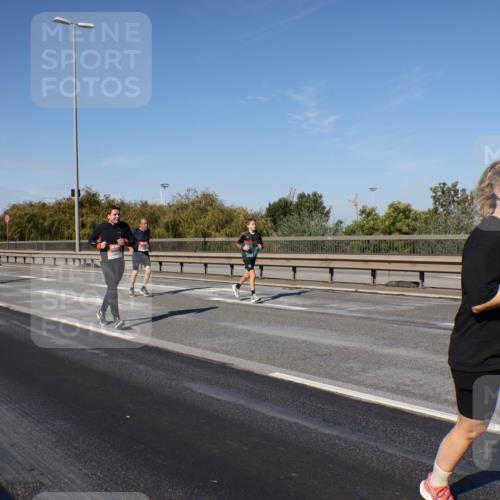 03.10.2025 - Köhlbrandbrückenlauf Julia Fischer http://msf.ph/oto/9012287 03.10.2025 13:02:28 Position 3  meine-sportfotos.de