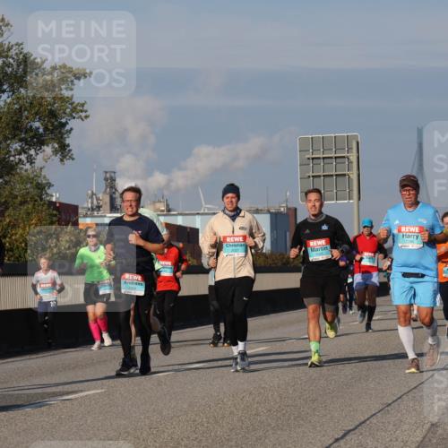 03.10.2025 - Köhlbrandbrückenlauf Luisa Fischer http://msf.ph/oto/9012290 03.10.2025 10:55:13 Position 3 1413, 1286 meine-sportfotos.de