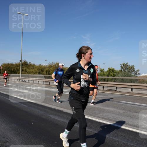 03.10.2025 - Köhlbrandbrückenlauf Julia Fischer http://msf.ph/oto/9012328 03.10.2025 13:02:39 Position 3  meine-sportfotos.de