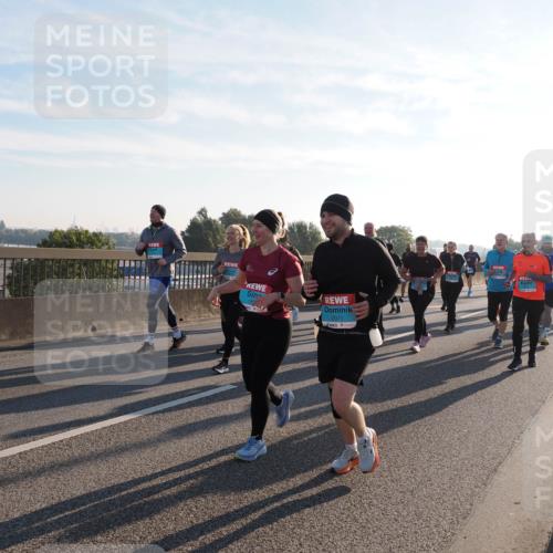 03.10.2025 - Köhlbrandbrückenlauf Fabian Wolf http://msf.ph/oto/9012350 03.10.2025 09:23:03 Position 3 21, 19, 2071 meine-sportfotos.de