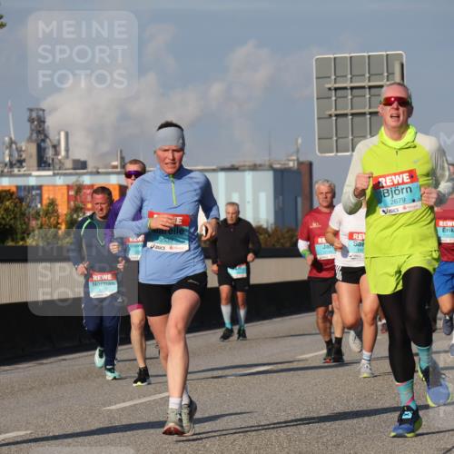 03.10.2025 - Köhlbrandbrückenlauf Luisa Fischer http://msf.ph/oto/9012380 03.10.2025 10:55:22 Position 3 1805, 3539, 140, 2679, 1901, 3709 meine-sportfotos.de