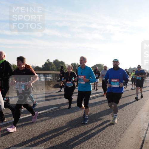 03.10.2025 - Köhlbrandbrückenlauf Fabian Wolf http://msf.ph/oto/9012389 03.10.2025 09:23:05 Position 3 2142 meine-sportfotos.de
