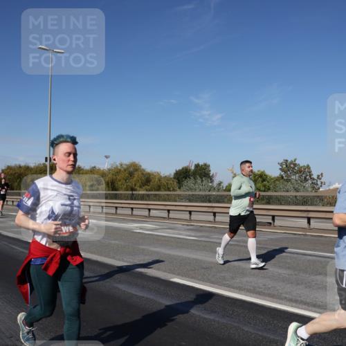 03.10.2025 - Köhlbrandbrückenlauf Julia Fischer http://msf.ph/oto/9012391 03.10.2025 13:02:51 Position 3  meine-sportfotos.de