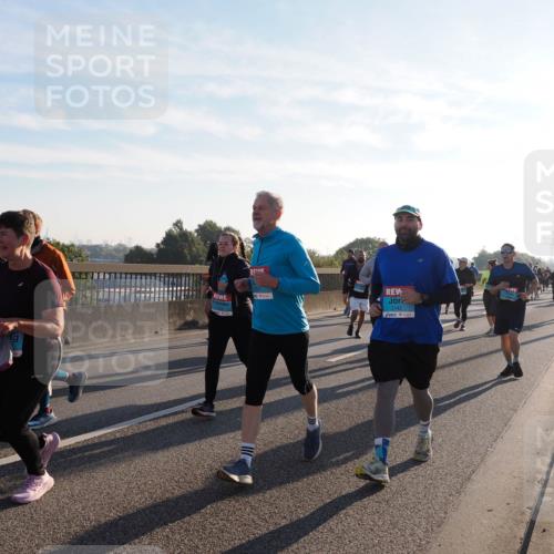 03.10.2025 - Köhlbrandbrückenlauf Fabian Wolf http://msf.ph/oto/9012396 03.10.2025 09:23:05 Position 3 2142 meine-sportfotos.de