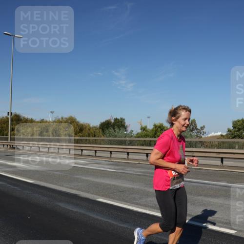 03.10.2025 - Köhlbrandbrückenlauf Julia Fischer http://msf.ph/oto/9012399 03.10.2025 13:02:53 Position 3 6649 meine-sportfotos.de