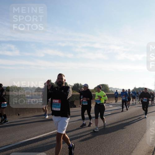 03.10.2025 - Köhlbrandbrückenlauf Fabian Wolf http://msf.ph/oto/9012454 03.10.2025 09:23:09 Position 3 1763 meine-sportfotos.de