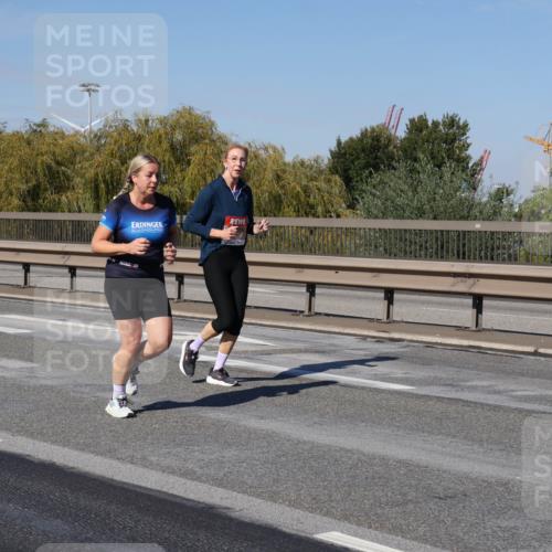03.10.2025 - Köhlbrandbrückenlauf Julia Fischer http://msf.ph/oto/9012456 03.10.2025 13:03:10 Position 3  meine-sportfotos.de