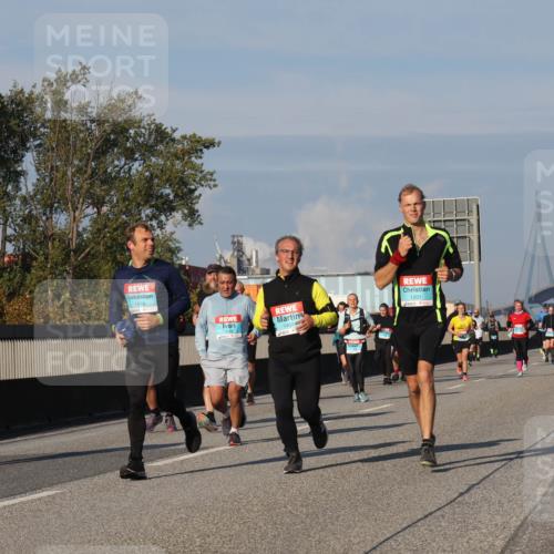 03.10.2025 - Köhlbrandbrückenlauf Luisa Fischer http://msf.ph/oto/9012476 03.10.2025 10:55:31 Position 3 1558, 1201 meine-sportfotos.de
