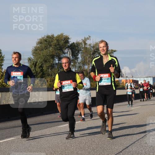 03.10.2025 - Köhlbrandbrückenlauf Luisa Fischer http://msf.ph/oto/9012499 03.10.2025 10:55:34 Position 3 1464, 1201 meine-sportfotos.de