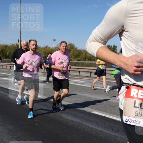03.10.2025 - Köhlbrandbrückenlauf Julia Fischer http://msf.ph/oto/9012543 03.10.2025 13:03:21 Position 3 5853 meine-sportfotos.de