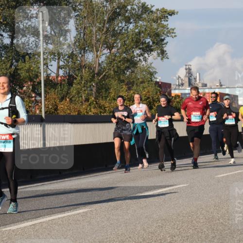 03.10.2025 - Köhlbrandbrückenlauf Luisa Fischer http://msf.ph/oto/9012544 03.10.2025 10:55:38 Position 3 1919 meine-sportfotos.de