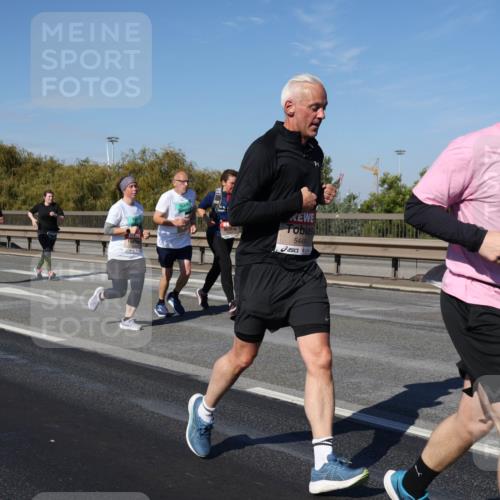 03.10.2025 - Köhlbrandbrückenlauf Julia Fischer http://msf.ph/oto/9012555 03.10.2025 13:03:23 Position 3 5449 meine-sportfotos.de