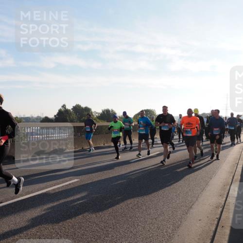 03.10.2025 - Köhlbrandbrückenlauf Fabian Wolf http://msf.ph/oto/9012608 03.10.2025 09:23:23 Position 3 2617 meine-sportfotos.de