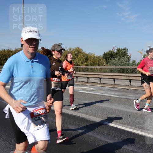 03.10.2025 - Köhlbrandbrückenlauf Julia Fischer http://msf.ph/oto/9012621 03.10.2025 13:03:37 Position 3 6416, 5841 meine-sportfotos.de