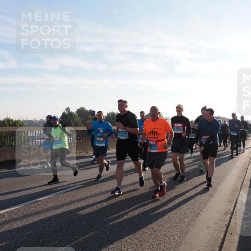 03.10.2025 - Köhlbrandbrückenlauf Fabian Wolf http://msf.ph/oto/9012643 03.10.2025 09:23:24 Position 3  meine-sportfotos.de