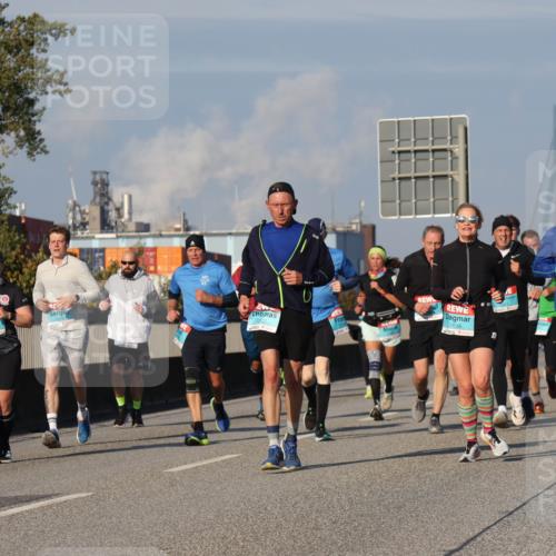 03.10.2025 - Köhlbrandbrückenlauf Luisa Fischer http://msf.ph/oto/9012647 03.10.2025 10:55:47 Position 3 1307, 1636, 3202 meine-sportfotos.de