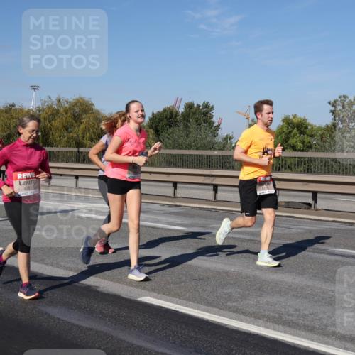 03.10.2025 - Köhlbrandbrückenlauf Julia Fischer http://msf.ph/oto/9012699 03.10.2025 13:03:57 Position 3 4363, 6710 meine-sportfotos.de