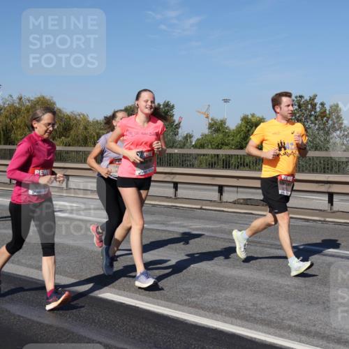 03.10.2025 - Köhlbrandbrückenlauf Julia Fischer http://msf.ph/oto/9012708 03.10.2025 13:03:57 Position 3  meine-sportfotos.de
