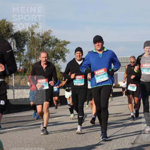 03.10.2025 - Köhlbrandbrückenlauf Luisa Fischer http://msf.ph/oto/9012710 03.10.2025 10:55:53 Position 3 1636, 3321, 3202, 1435, 1192 meine-sportfotos.de