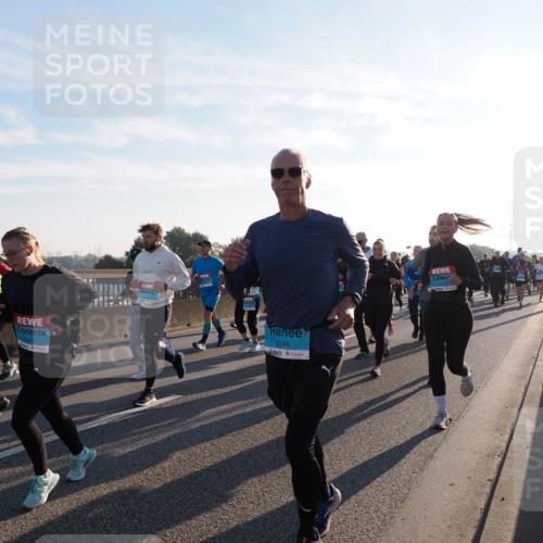 03.10.2025 - Köhlbrandbrückenlauf Fabian Wolf http://msf.ph/oto/9012736 03.10.2025 09:23:27 Position 3 2641, 2246 meine-sportfotos.de