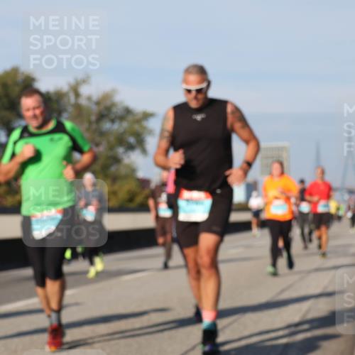 03.10.2025 - Köhlbrandbrückenlauf Luisa Fischer http://msf.ph/oto/9012744 03.10.2025 10:55:56 Position 3  meine-sportfotos.de