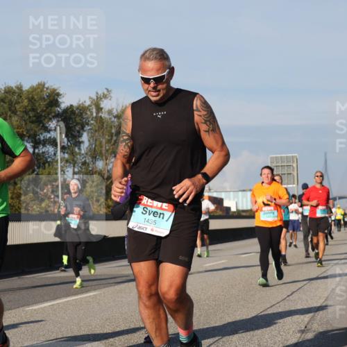 03.10.2025 - Köhlbrandbrückenlauf Luisa Fischer http://msf.ph/oto/9012752 03.10.2025 10:55:57 Position 3 2711, 1435 meine-sportfotos.de