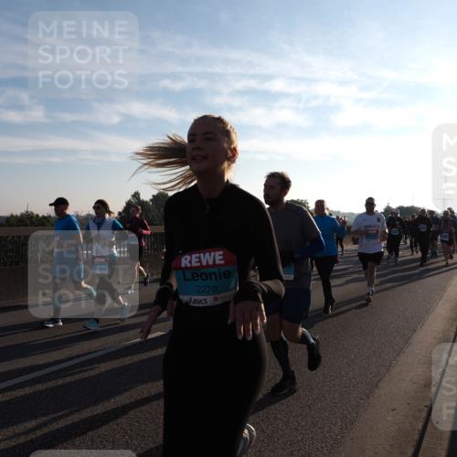 03.10.2025 - Köhlbrandbrückenlauf Fabian Wolf http://msf.ph/oto/9012771 03.10.2025 09:23:29 Position 3 2270 meine-sportfotos.de