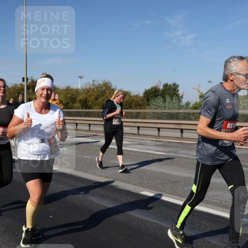 03.10.2025 - Köhlbrandbrückenlauf Julia Fischer http://msf.ph/oto/9012816 03.10.2025 13:04:13 Position 3  meine-sportfotos.de