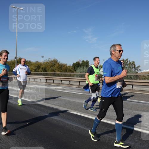 03.10.2025 - Köhlbrandbrückenlauf Julia Fischer http://msf.ph/oto/9012862 03.10.2025 13:04:22 Position 3  meine-sportfotos.de