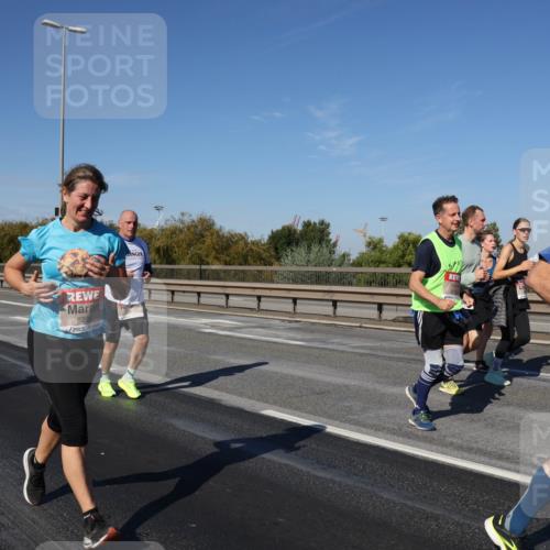 03.10.2025 - Köhlbrandbrückenlauf Julia Fischer http://msf.ph/oto/9012864 03.10.2025 13:04:22 Position 3 6296, 626 meine-sportfotos.de