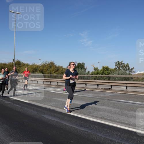 03.10.2025 - Köhlbrandbrückenlauf Julia Fischer http://msf.ph/oto/9012915 03.10.2025 13:04:31 Position 3  meine-sportfotos.de