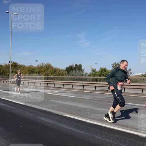 03.10.2025 - Köhlbrandbrückenlauf Julia Fischer http://msf.ph/oto/9012943 03.10.2025 13:04:34 Position 3  meine-sportfotos.de
