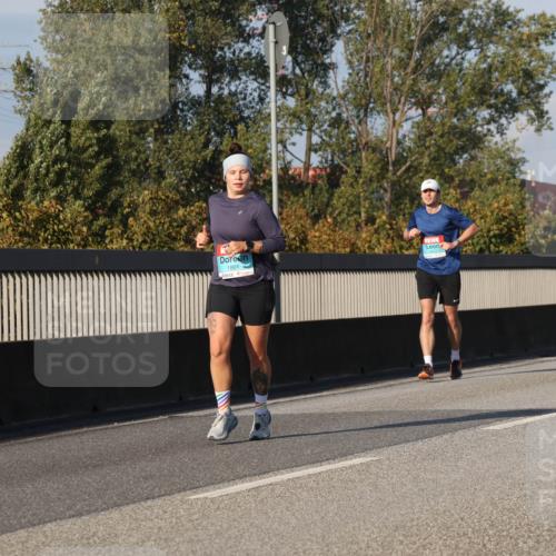 03.10.2025 - Köhlbrandbrückenlauf Luisa Fischer http://msf.ph/oto/9012946 03.10.2025 10:56:15 Position 3 1801 meine-sportfotos.de