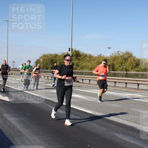 03.10.2025 - Köhlbrandbrückenlauf Julia Fischer http://msf.ph/oto/9012965 03.10.2025 13:04:44 Position 3  meine-sportfotos.de
