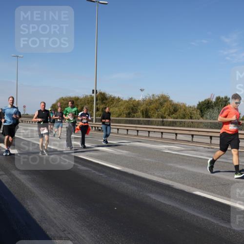 03.10.2025 - Köhlbrandbrückenlauf Julia Fischer http://msf.ph/oto/9012981 03.10.2025 13:04:45 Position 3  meine-sportfotos.de