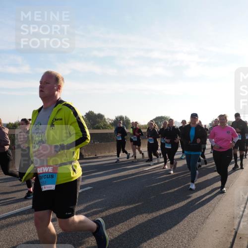 03.10.2025 - Köhlbrandbrückenlauf Fabian Wolf http://msf.ph/oto/9012983 03.10.2025 09:23:38 Position 3 2153 meine-sportfotos.de
