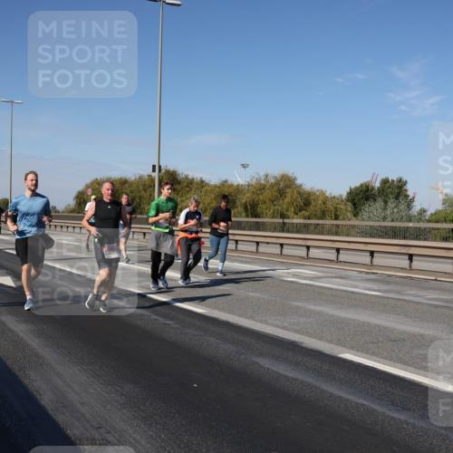 03.10.2025 - Köhlbrandbrückenlauf Julia Fischer http://msf.ph/oto/9012987 03.10.2025 13:04:46 Position 3  meine-sportfotos.de