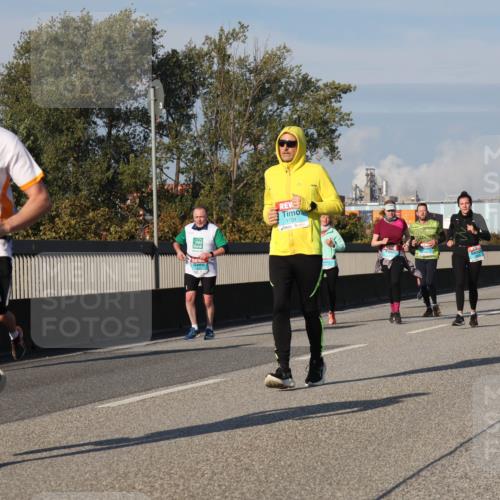 03.10.2025 - Köhlbrandbrückenlauf Luisa Fischer http://msf.ph/oto/9012992 03.10.2025 10:56:19 Position 3 3345, 1701 meine-sportfotos.de