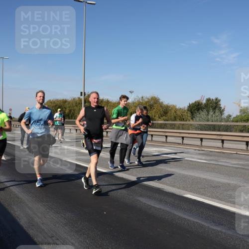 03.10.2025 - Köhlbrandbrückenlauf Julia Fischer http://msf.ph/oto/9012994 03.10.2025 13:04:47 Position 3  meine-sportfotos.de