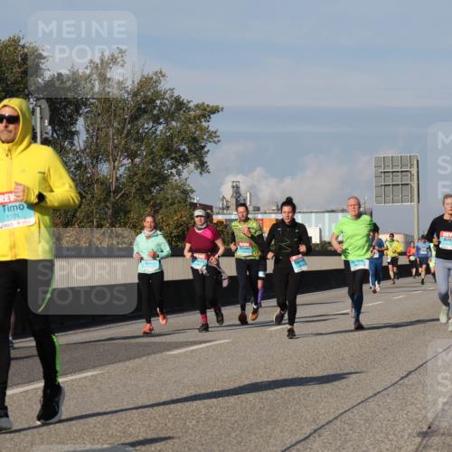 03.10.2025 - Köhlbrandbrückenlauf Luisa Fischer http://msf.ph/oto/9013004 03.10.2025 10:56:20 Position 3 1701 meine-sportfotos.de