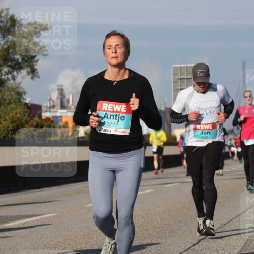 03.10.2025 - Köhlbrandbrückenlauf Luisa Fischer http://msf.ph/oto/9013047 03.10.2025 10:56:24 Position 3 3711, 1491 meine-sportfotos.de