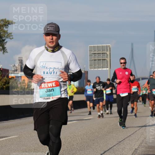 03.10.2025 - Köhlbrandbrückenlauf Luisa Fischer http://msf.ph/oto/9013065 03.10.2025 10:56:26 Position 3 1491 meine-sportfotos.de